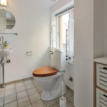Amaia - 500m From The Sea By Interhome Gudhjem
